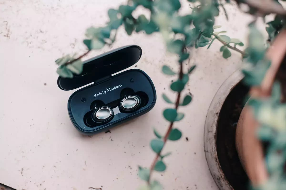 Wireless Bluetooth Earbuds